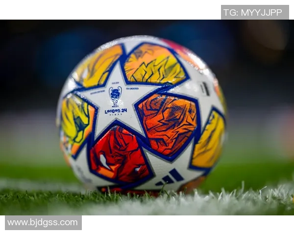 欧联杯经典对决利物浦绝杀巴萨引发全场狂欢与数据分析