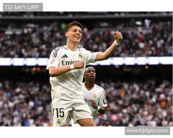 中超精彩对决皇马大胜本菲卡红牌事件引发全场热议与争议