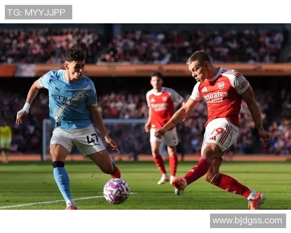 英超激战阿森纳与马竞握手言和精彩瞬间引发全场沸腾