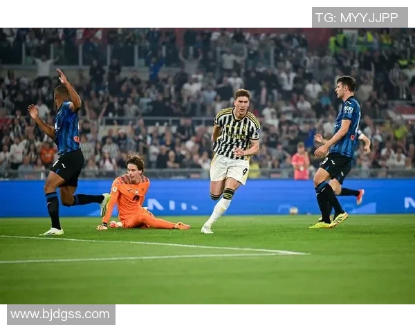 尤文图斯大胜切尔西引发争议判罚全场沸腾世界杯冷门瞬间回顾