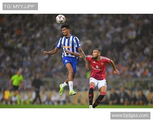 欧联杯波尔图与莱比锡激战成平局精彩瞬间回顾引发全场热烈反响