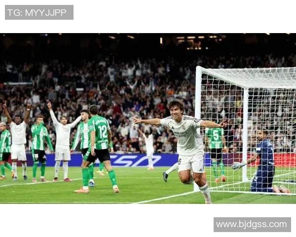 西甲激情四射波尔图大胜莱比锡帽子戏法点燃全场热情