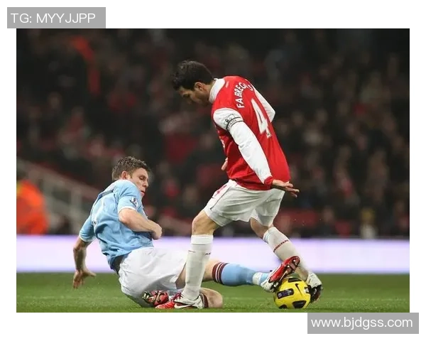 足总杯精彩对决皇马大胜阿森纳5-0补时进球点燃全场激情解析 足总杯精彩对决皇马大胜阿森纳5-0补时进球点燃全场激情解析