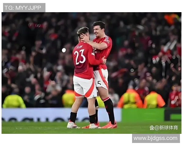 欧联杯精彩对决曼联大胜拜仁引发红牌争议与十大进球回顾 欧联杯精彩对决曼联大胜拜仁引发红牌争议与十大进球回顾