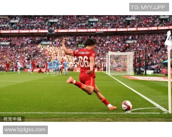 那不勒斯在足总杯中以3-0战胜利物浦补时进球点燃全场激情 那不勒斯在足总杯中以3-0战胜利物浦补时进球点燃全场激情