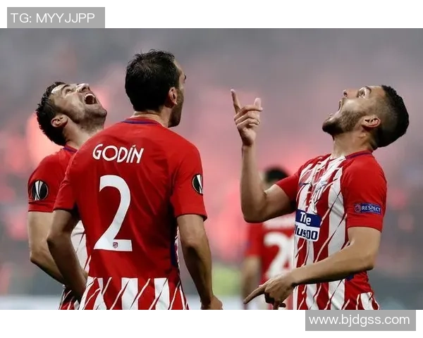 中超精彩对决里昂与马竞战成平局绝杀瞬间引发全场热烈反响