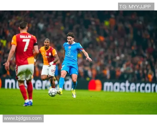 欧联杯精彩对决阿森纳逆转马竞绝杀瞬间点燃全场激情