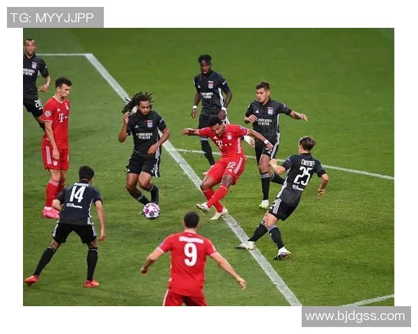 欧冠激战：里昂与尤文图斯2比2平局绝杀瞬间引发全场狂欢