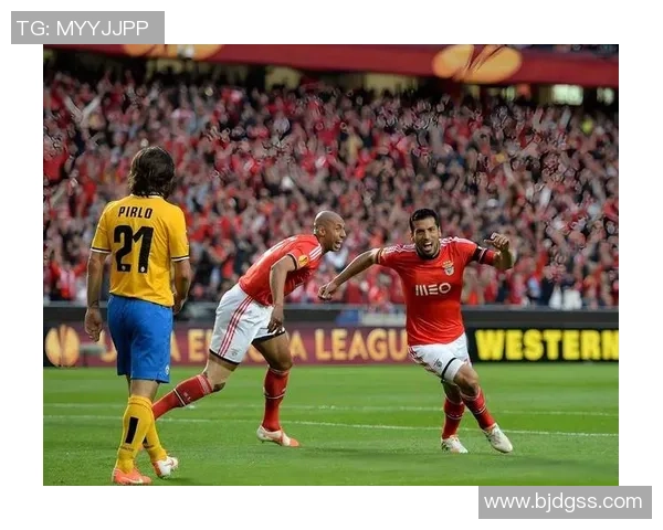 世界杯精彩对决本菲卡逆转战胜那不勒斯十大进球回顾引爆全场激情