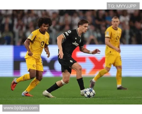 德甲激战尤文图斯逆转拜仁乌龙球成比赛转折点数据分析引人关注 德甲激战尤文图斯逆转拜仁乌龙球成比赛转折点数据分析引人关注