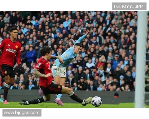 曼联与那不勒斯友谊赛上演绝杀大战精彩集锦回顾 曼联与那不勒斯友谊赛上演绝杀大战精彩集锦回顾