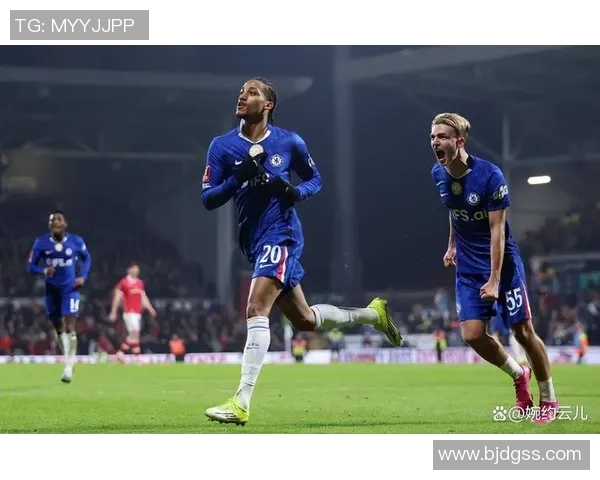 足总杯激战:拜仁逆转切尔西补时绝杀引发全场狂欢解析战术细节 足总杯激战:拜仁逆转切尔西补时绝杀引发全场狂欢解析战术细节