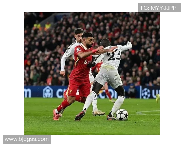 德甲激战利物浦险胜尤文图斯红牌争议引发全场热议